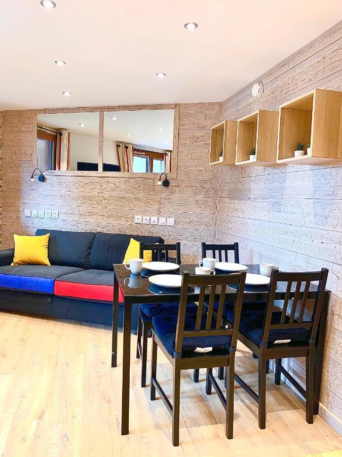 Appartement Chaleureux Au Pied Des Pistes, 4 Personnes, Wifi Val Thorens Exterior photo